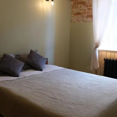 Historic Apartment With Wooden Floors In The Hearth Of Old-Town Riga