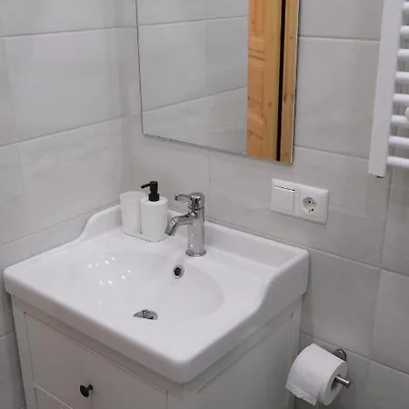 Historic With Wooden Floors In The Hearth Of Old-town Apartament *