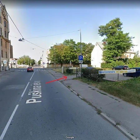 Historic With Wooden Floors In The Hearth Of Old-town *