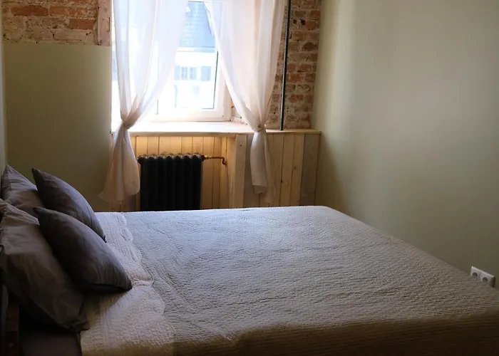 Dzīvoklis Historic With Wooden Floors In The Hearth Of Old-town