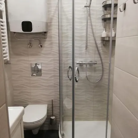 Historic With Wooden Floors In The Hearth Of Old-town Διαμέρισμα *